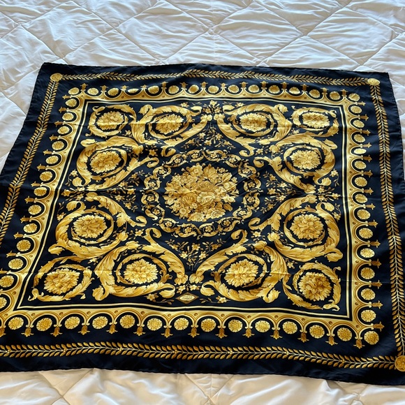 Versace Accessories - Authentic Versace Baroque Design Black Gold Printed 100% Silk Twill Scarf 33.5"